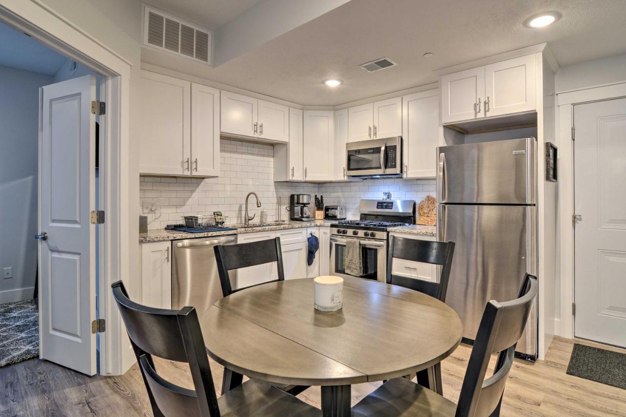 Modern Traverse City Condo About 1 Mi To Bay! Exterior foto
