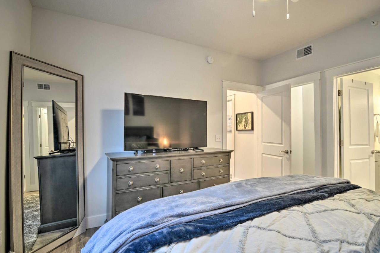 Modern Traverse City Condo About 1 Mi To Bay! Exterior foto